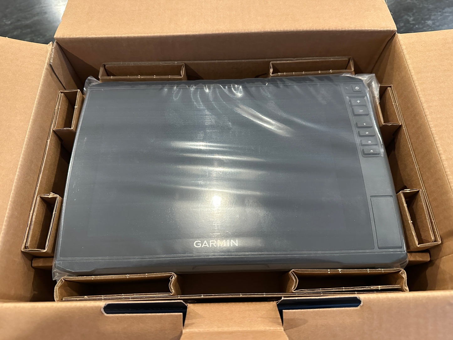 *New trade in* Garmin 106sv ULTRA 2 - No transducer